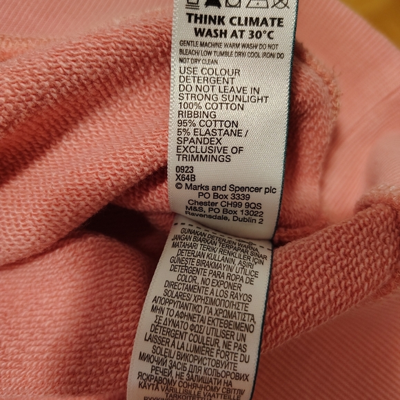 🆕SALE 👍Pink Women's Sweater - Size Small - Picture 4 of 4